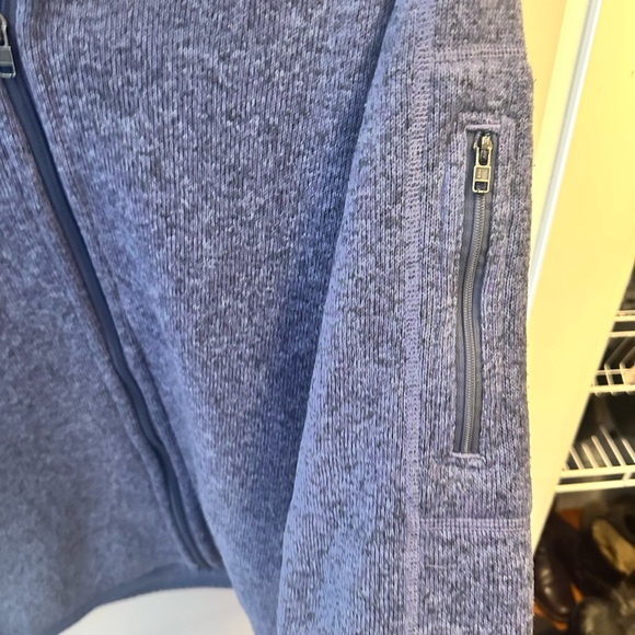 Patagonia sweater jacket in purple. - Picture 2 of 3